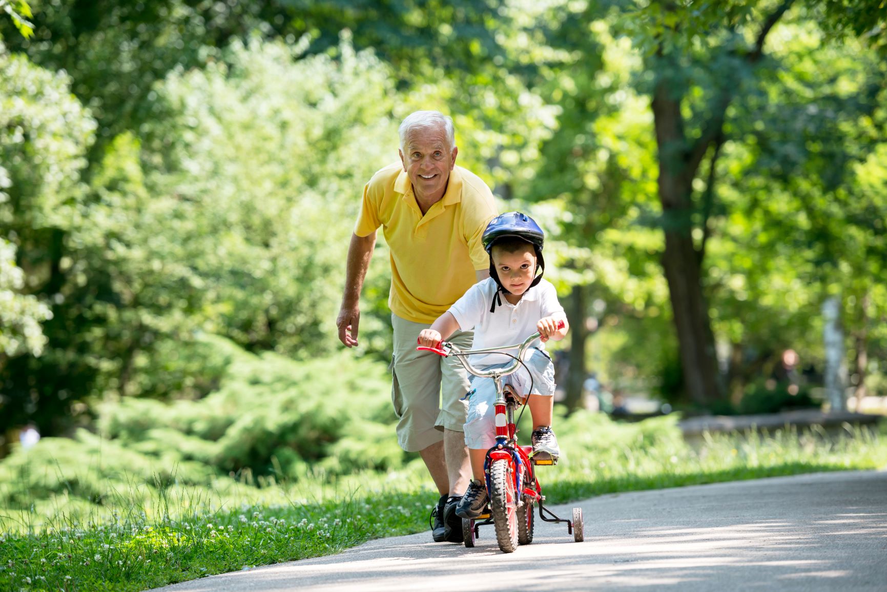 father_child_bike